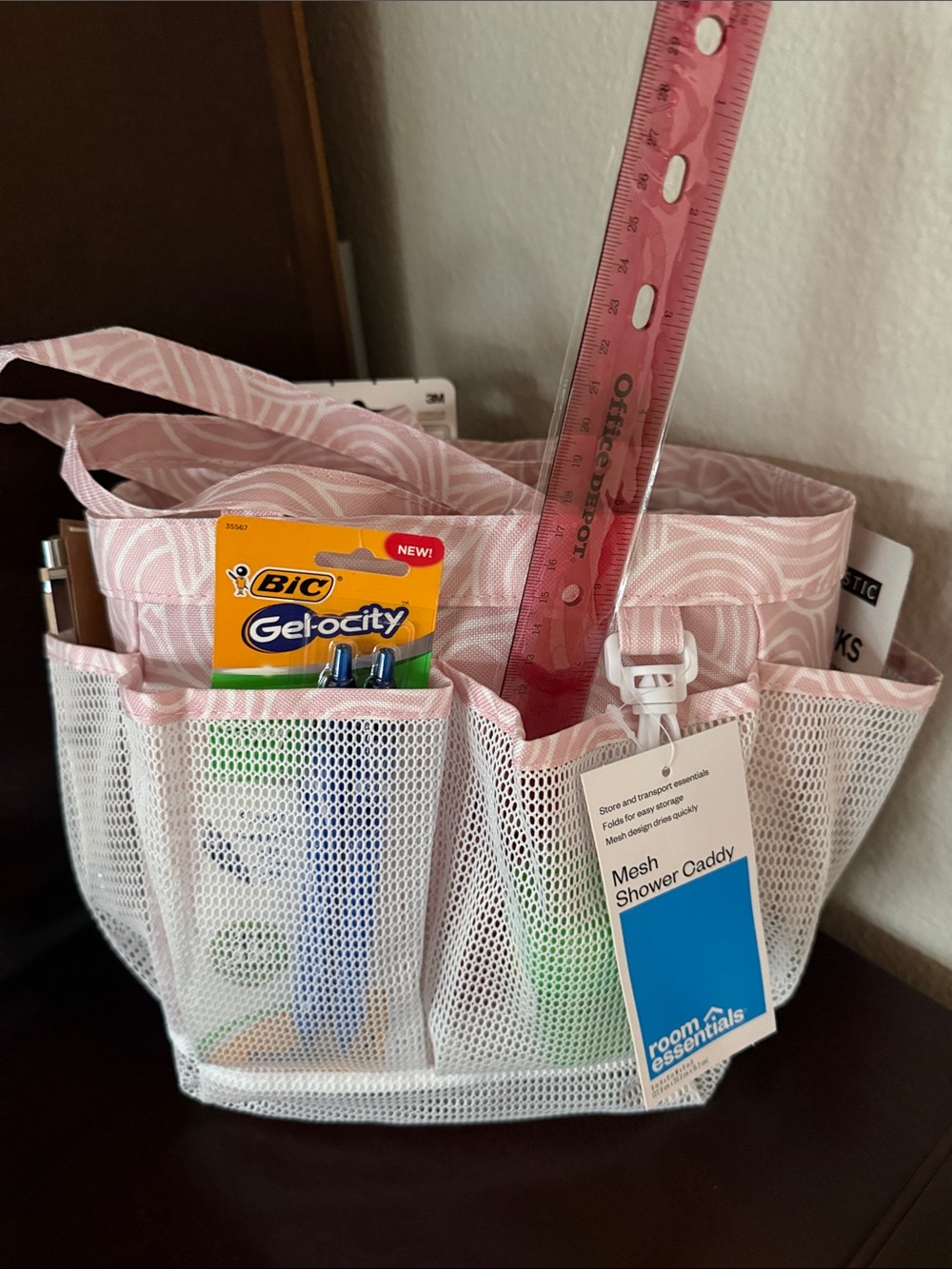 Room Essentials NWT Pink and White Mesh Shower Caddy Tote with school supplies
